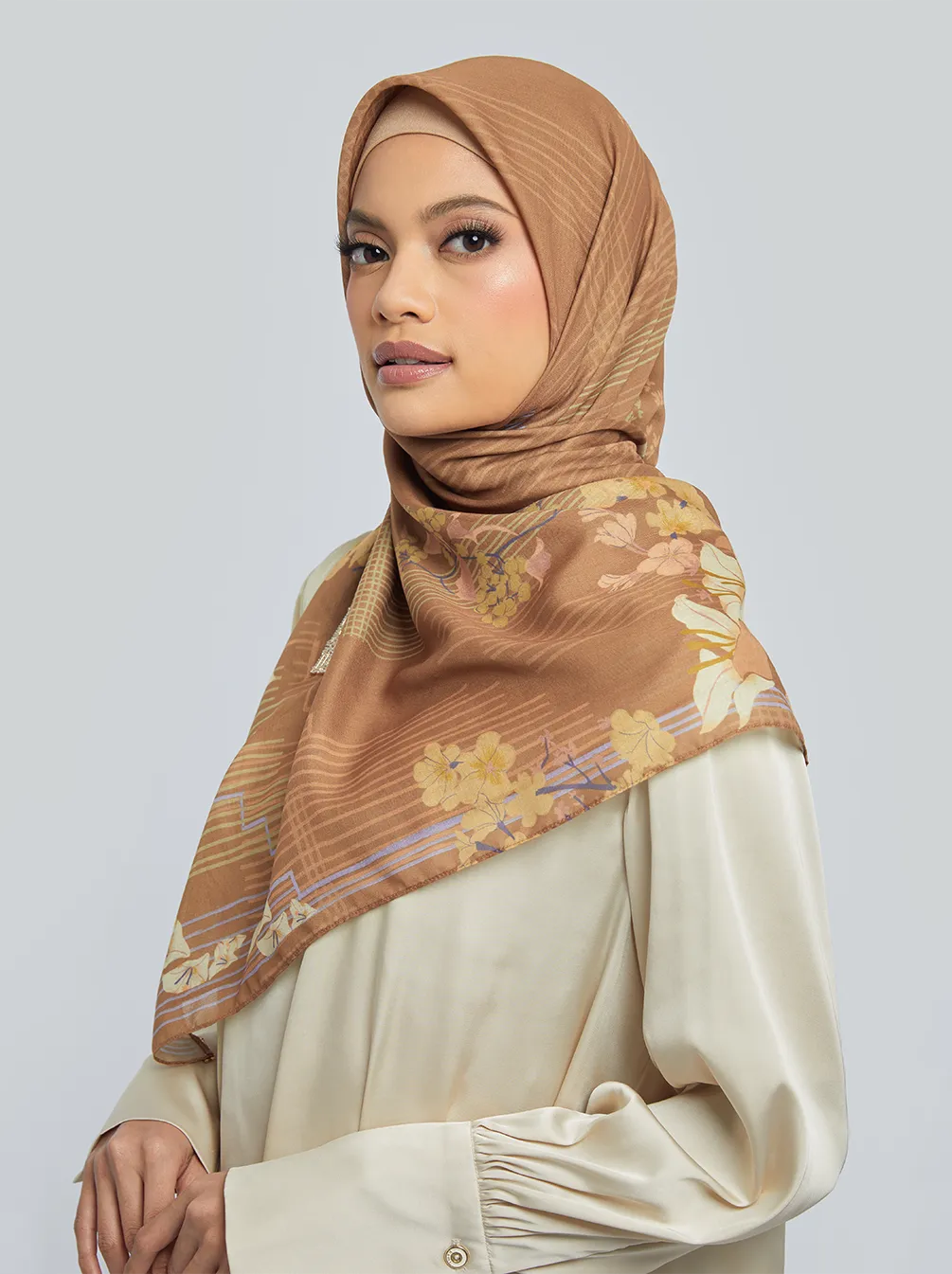 CHARAKA SCARF BROWN