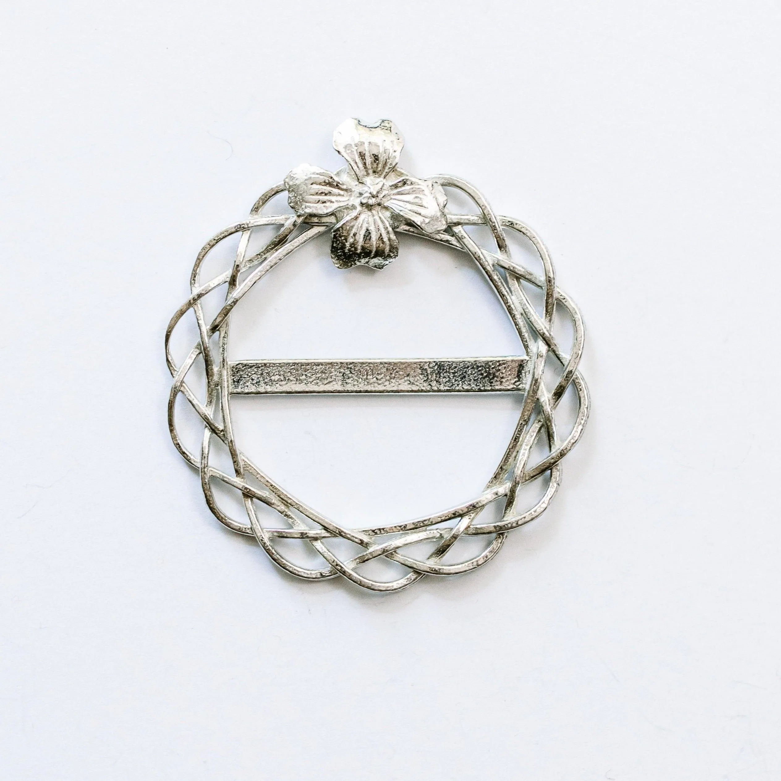 Pewter Dogwood Scarf Ring - Flower Scarf Slide for Scarves - Plain or Reversible with Starfish
