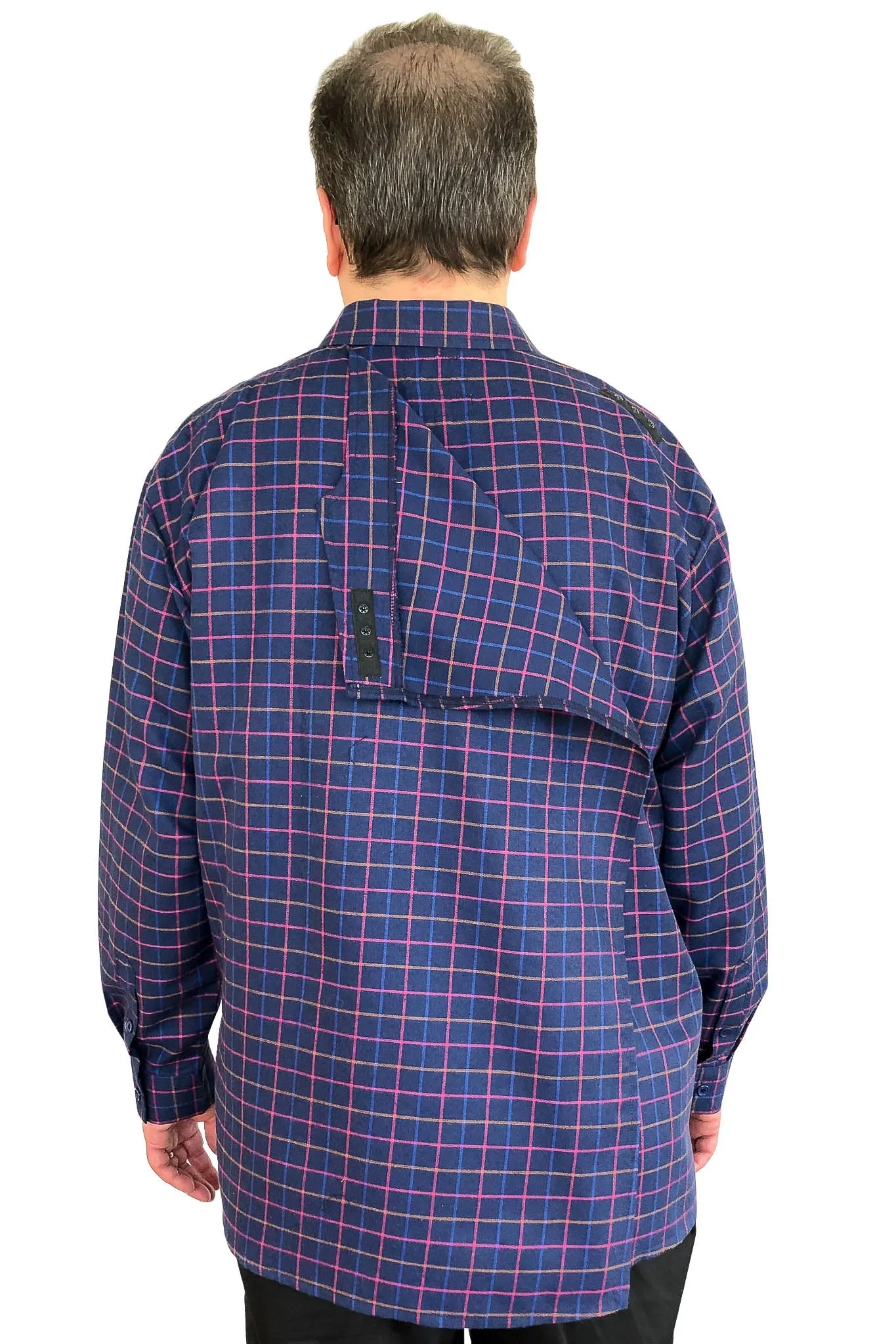 Senior-Friendly Men's Dress Shirt with Snap Closures