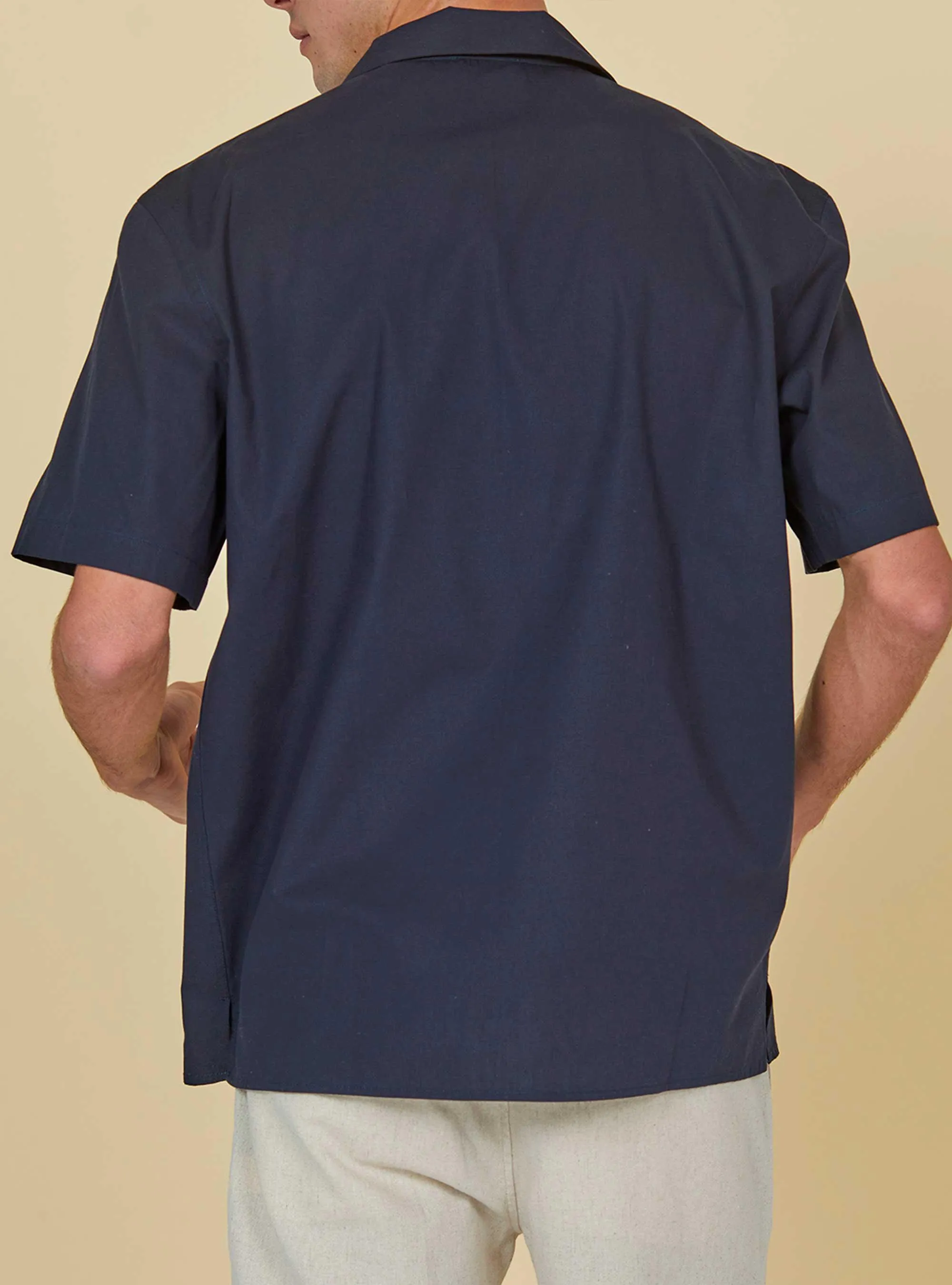 SHORT SLEEVE SHIRT