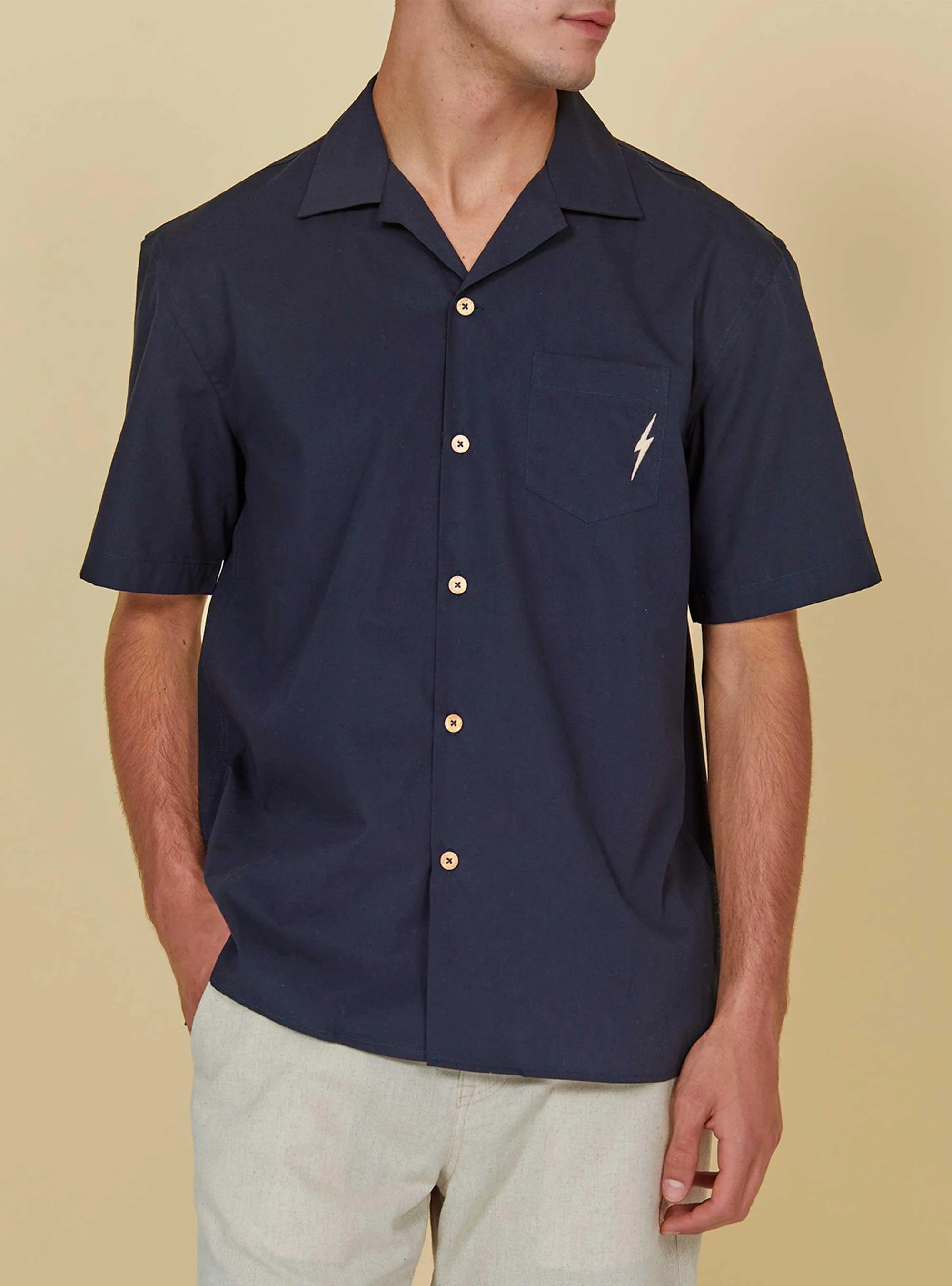 SHORT SLEEVE SHIRT