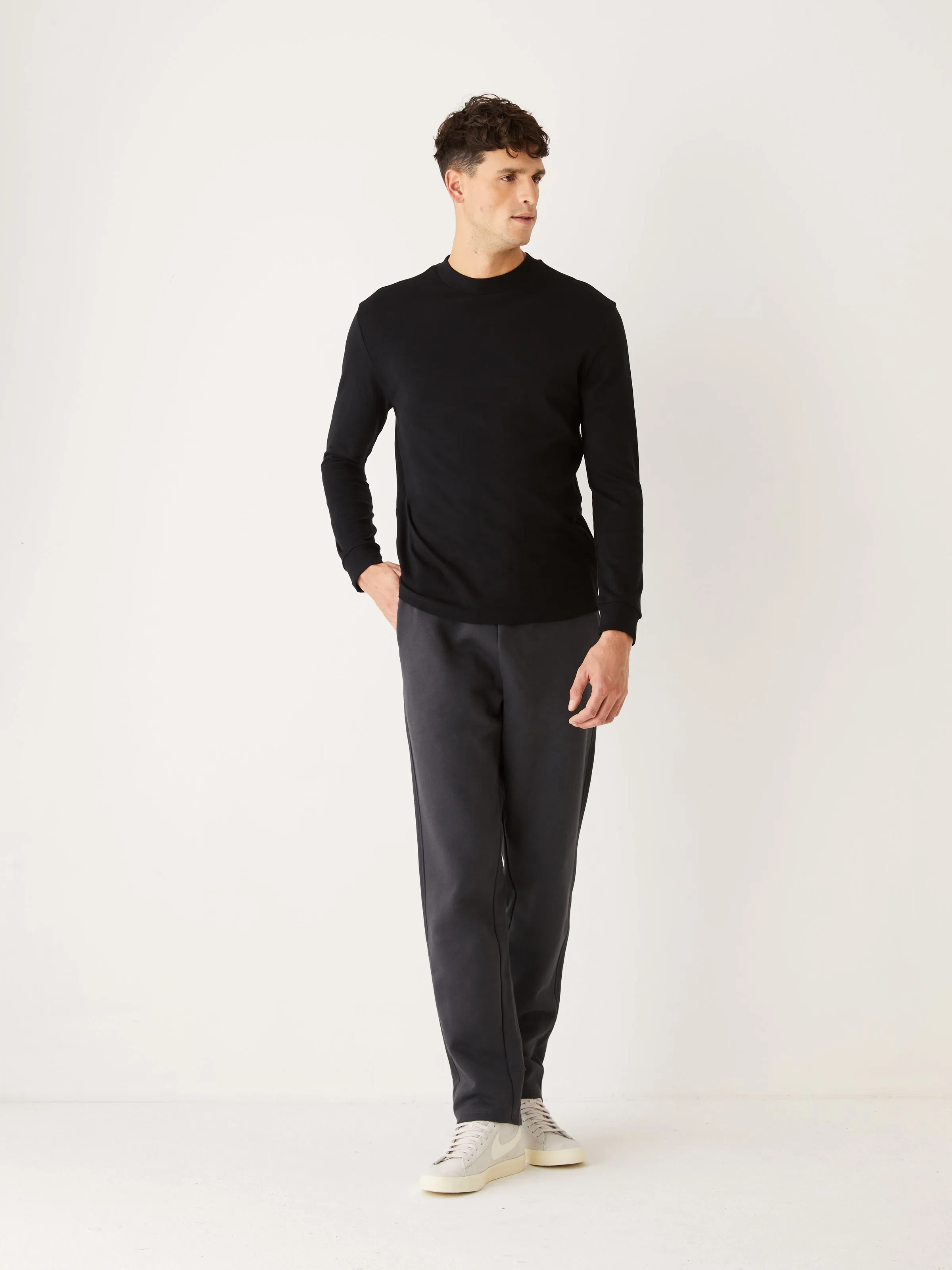The Long Sleeve Crewneck Shirt in Black
